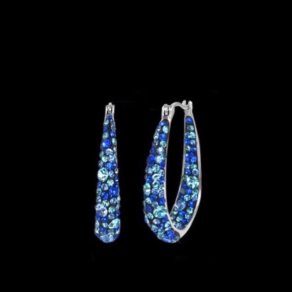 Just 1 Left🚨Blue Swarovski Crystal Earrings 18k - Picture 2 of 5